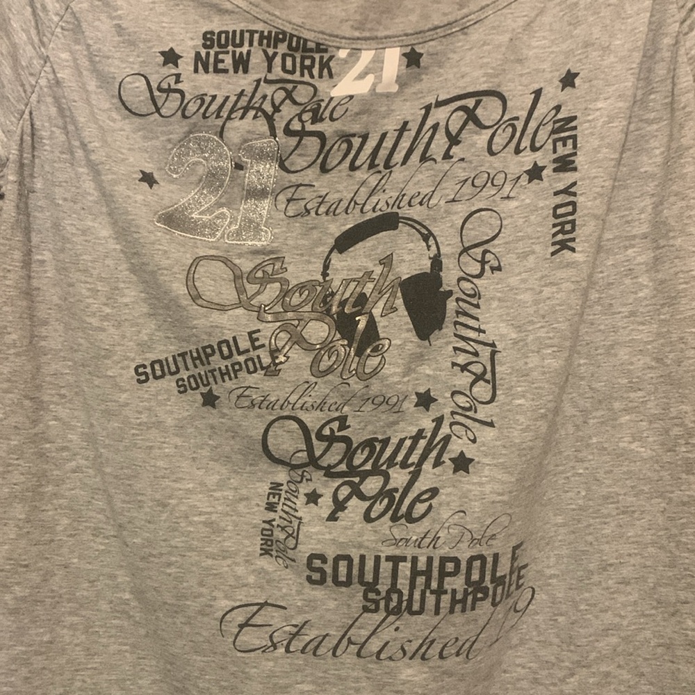 Tee - Picture 5 of 6